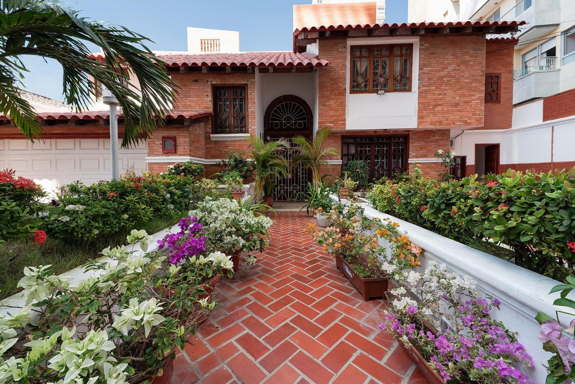 Villa Santos Apartaestudios Barranquilla  Luaran gambar