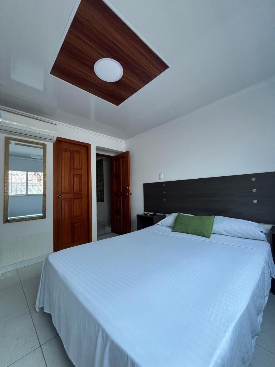 Villa Santos Apartaestudios Barranquilla  Luaran gambar