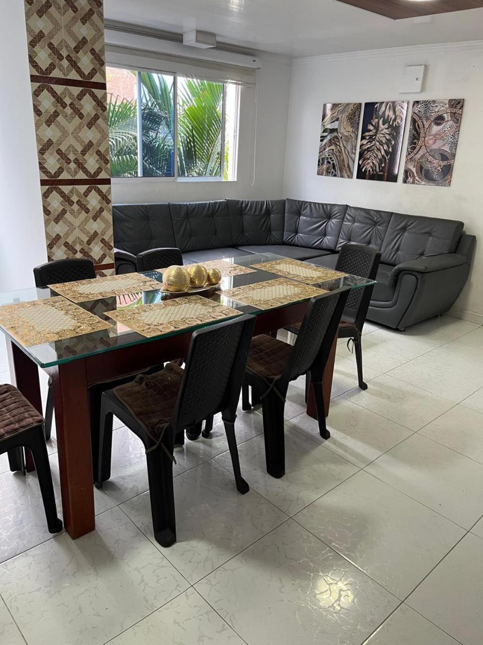 Villa Santos Apartaestudios Barranquilla  Luaran gambar