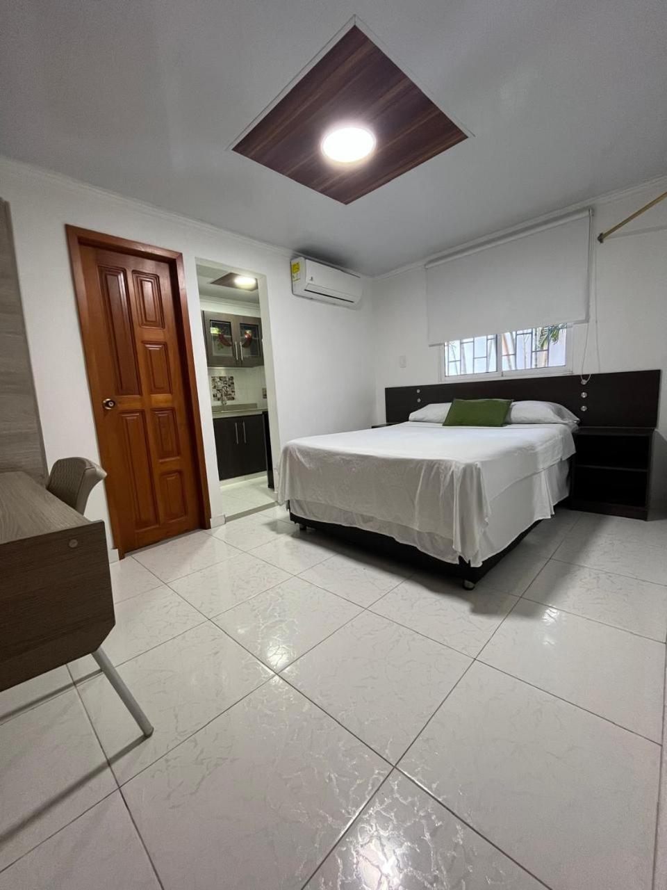 Villa Santos Apartaestudios Barranquilla  Luaran gambar